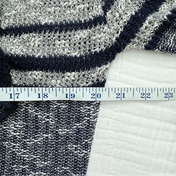 Closet Space navy & gray open knit boho cardigan sweater size medium Lightweight - Picture 5 of 10